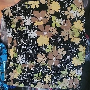 White Stag Skirt Floral Size 6